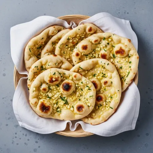 Garlic & Cheese Nan 